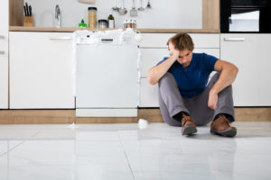 5 Signs That It May Be Time to Have Your Dishwasher Replaced