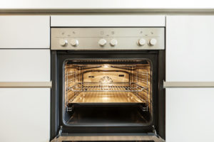 4 Reasons Your Electric Oven May Not Be Heating Up the Way It’s Supposed To